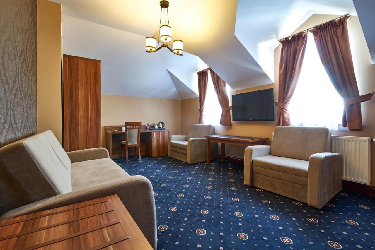 Hotel Dwor Galicja Stalowa Wola Εξωτερικό φωτογραφία